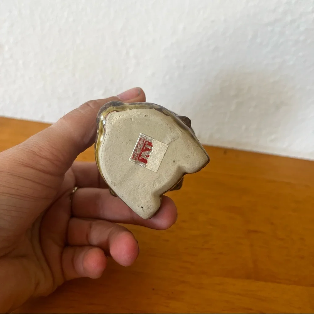 Vintage Napcoware Ceramic Bear Figurine Planter Toothpick Holder - Picture 5 of 5